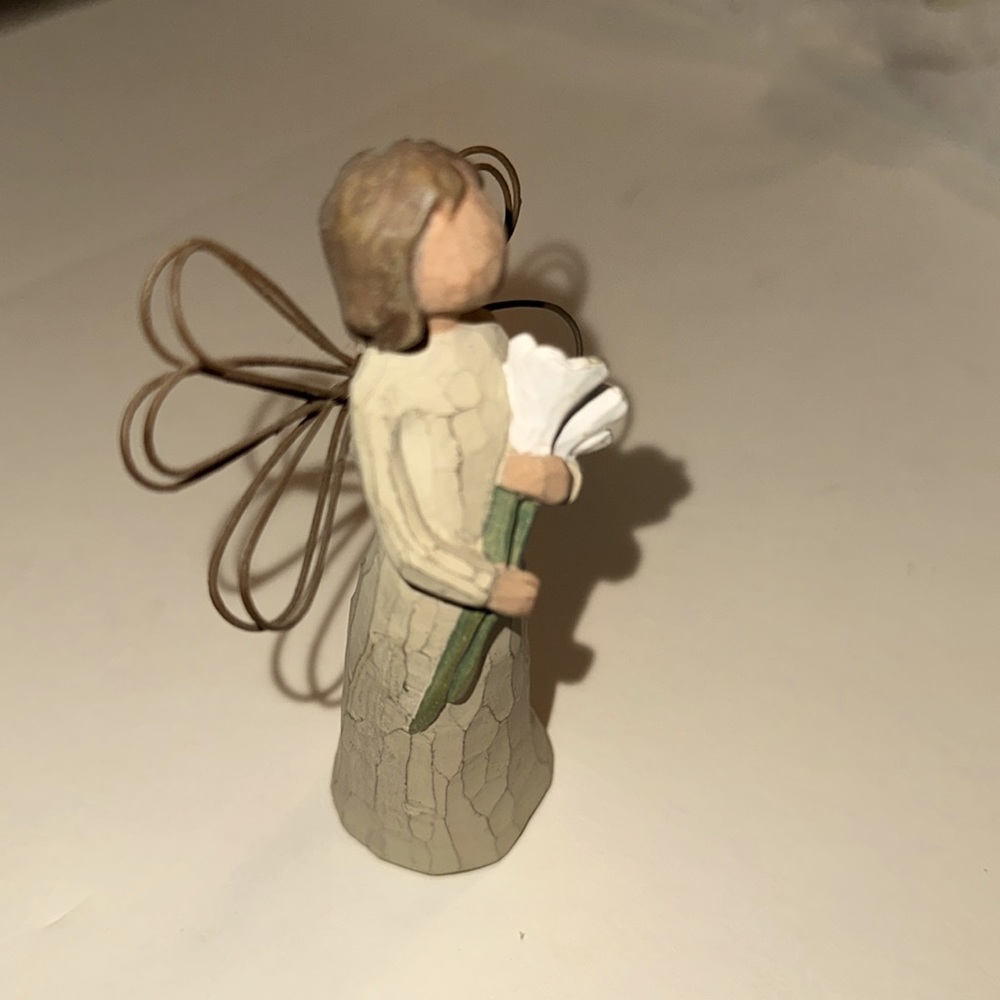 Willow Tree Susan Lordi 2001 Angel of Beauty Collectable